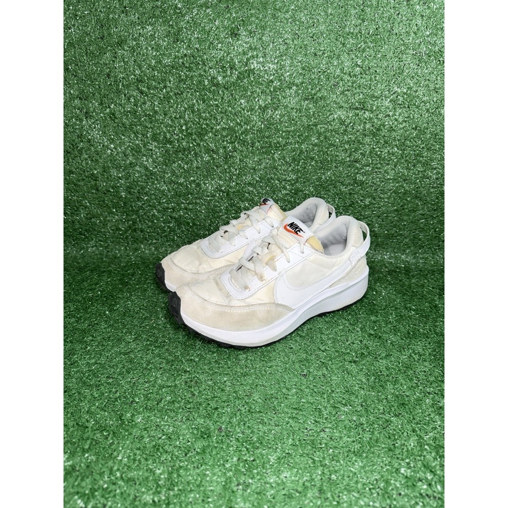 Nike Waffle Debut White Grey Casual Shoes Sneakers Women's Size 7 DH9523-100 - Picture 3 of 9